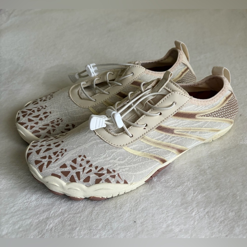 Vionic Stylish Women's Lace-Up Shoes - Cream and Brown Sz 40